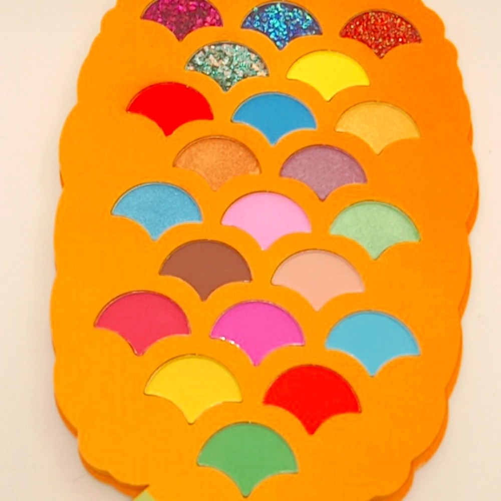Okalan  pineapple eyeshadow palette